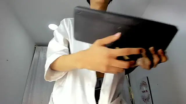 julian_xx 网络视讯表演