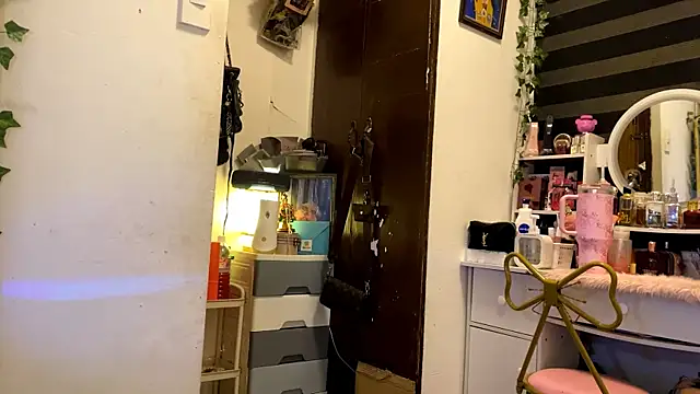 GlindaDejardin 网络视讯表演