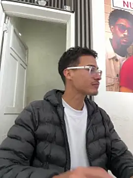 TavoHot_ লাইভ XXX চ্যাট