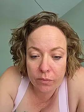 Webkamerová show julimonroe