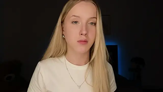 Chat XXX ao vivo de adele_armass