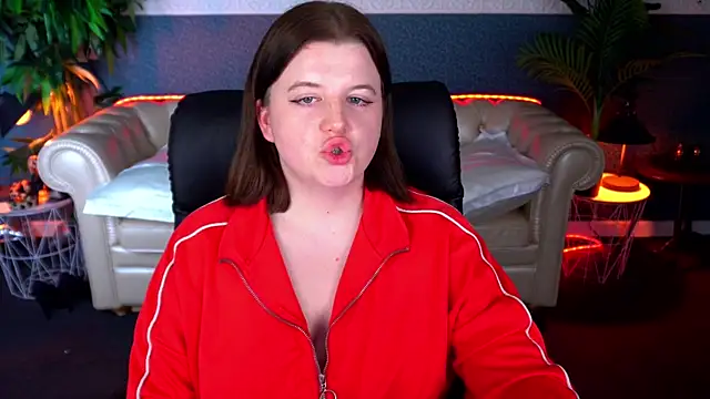 KristiFoxy Adlı Modelin Canlı XXX Sohbeti