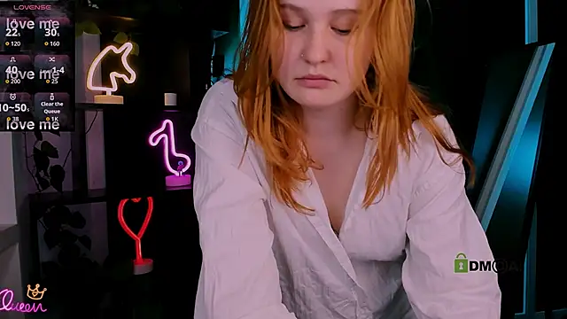 polly-cute élő XXX-chatje