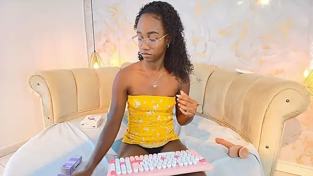 brianaduque Adlı Modelin Web Kamerası Şovu