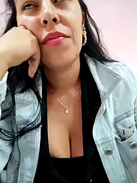 Luianna Live XXX-Chat