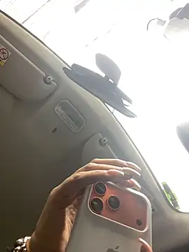 Milff_parkerrr Chat XXX in diretta