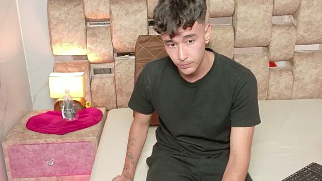 KathyAiden's Webcam Show