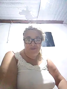 momismilf544 Chat XXX in diretta