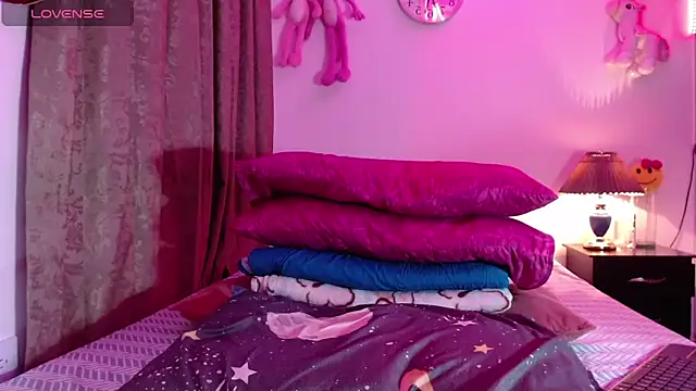 Pokazy przed kamerką – AllysonStonne