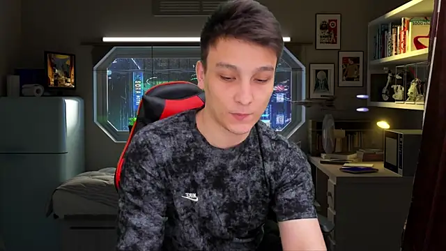 Justin_time111 Adlı Modelin Web Kamerası Şovu