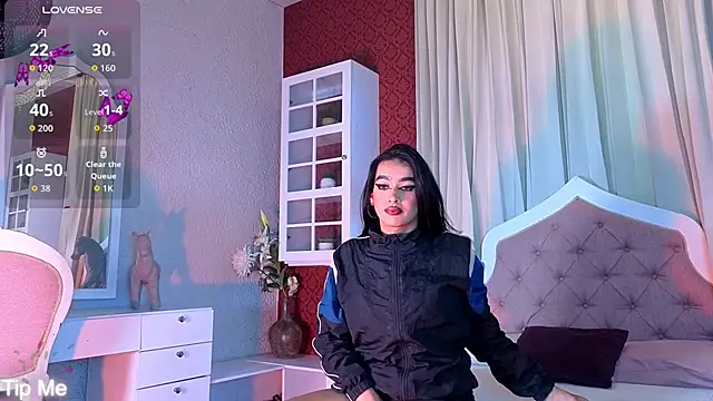 Sienna_Dark Adlı Modelin Canlı XXX Sohbeti