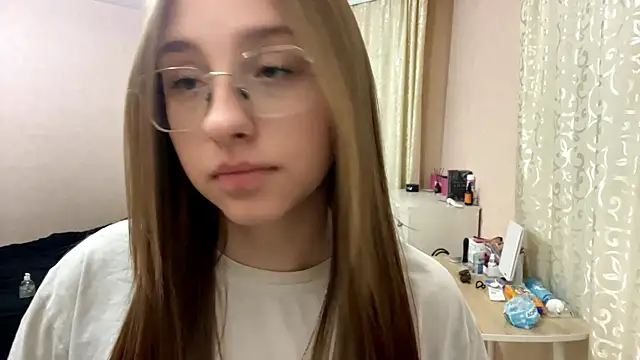 Vickyfaith's Live XXX Chat