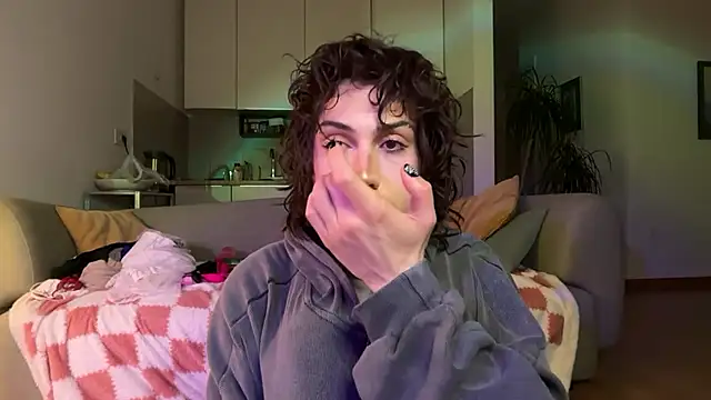 kira_yoshika9e 在線直播表演