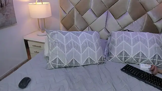 CandyLips_4 – Naživo XXX chat