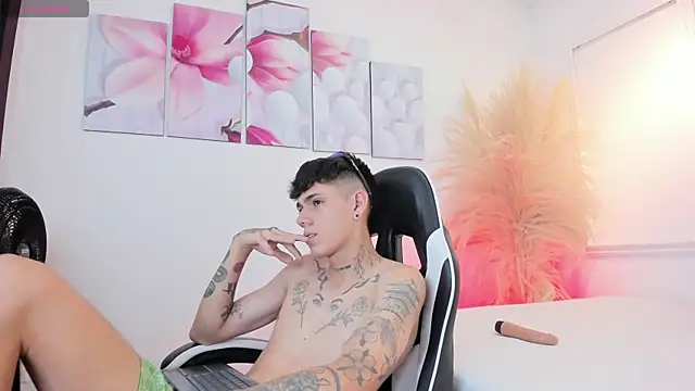 Chat XXX Live Tommy_valverde