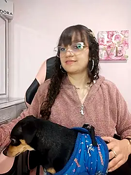 Pinkvixen69 Live XXX-Chat