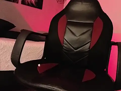 Show modela Drako_Boss na web-kameri