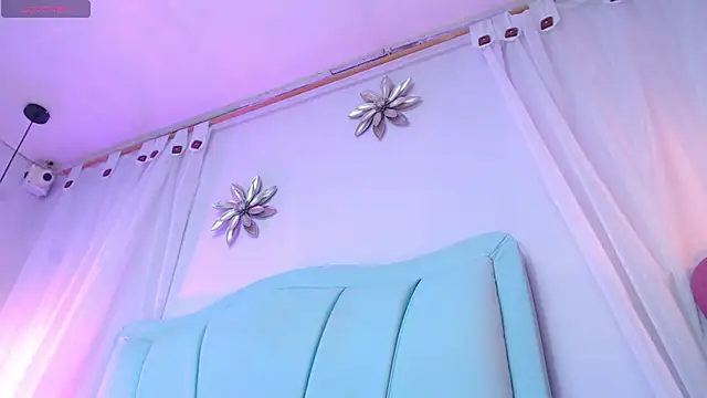 XXX chat uživo modela stefycute7