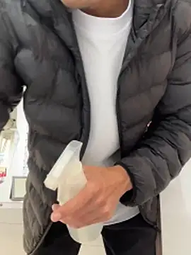 TavoHot_のウェブカメラショー