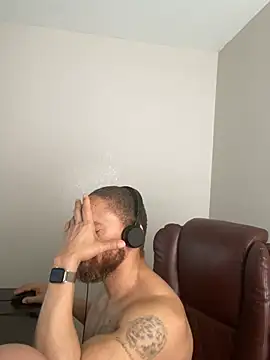 Fathero1time: онлайн-секс-чат