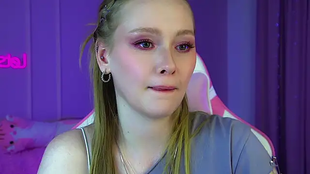 AgataFoxley: онлайн-секс-чат