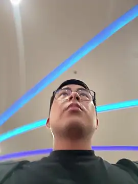 andrewmhilton_ 网络视讯表演