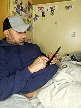 toro23xxxl 现场XXX聊天