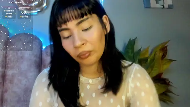 Ameliiiee's Live XXX Chat