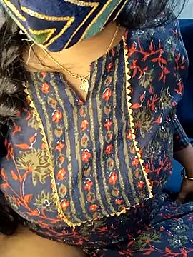 SSiya- Adlı Modelin Canlı XXX Sohbeti