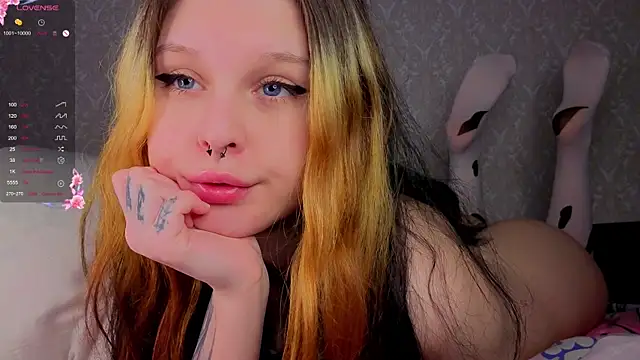 Hi_Kitti's Live XXX Chat