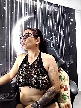 Hikaryfire live XXX chat