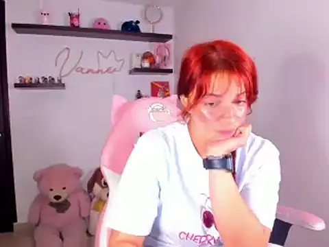 Chat +18 de Vannessa__Shy ao vivo