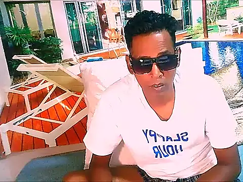 Вебкам-шоу IndianHunk01