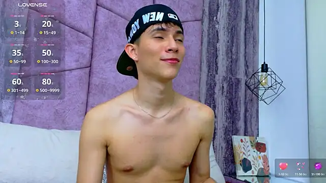 AronTawers 라이브 XXX 채팅