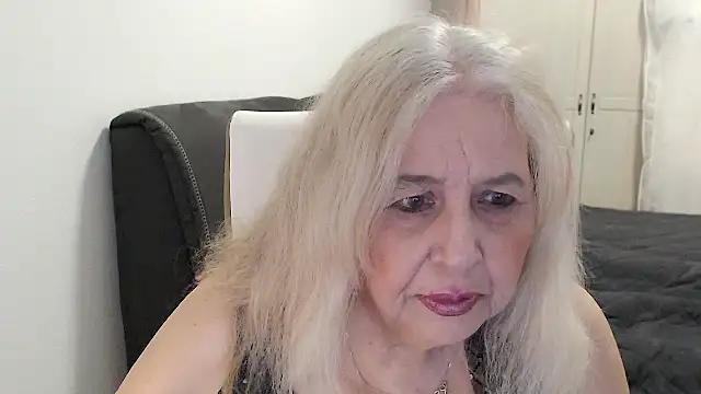 SusiLifeXXX – Live XXX-chat