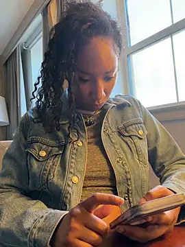 Chatroom XXX en direct de LeBimbo