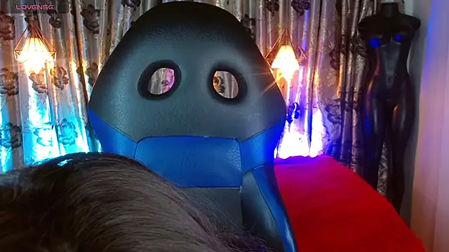 Hecate_doll webcam show