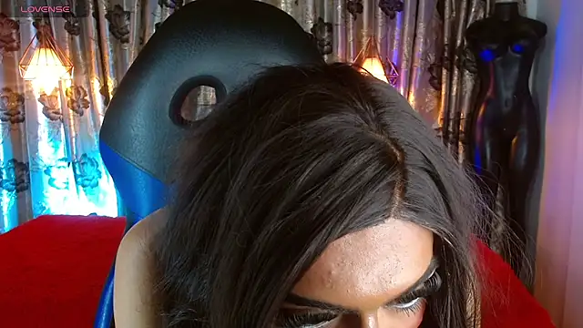 Hecate_doll webcam show