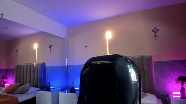 Derek_Sinn: онлайн-секс-чат