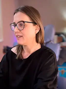 MaiseKnox 在線直播表演