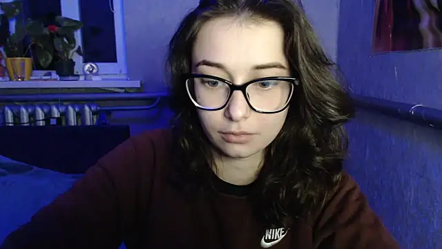 Angelik5371 élő XXX-chatje