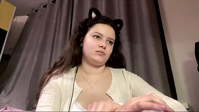 Chat +18 de LonnaVandal ao vivo