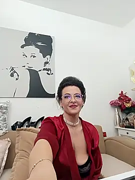 RebeccaNoble Show Webcam