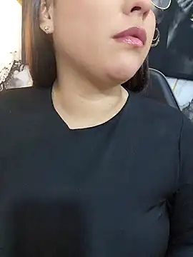 LizzRouse 现场XXX聊天