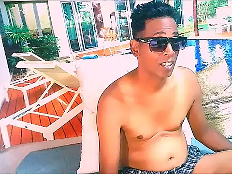 IndianHunk01's Live XXX Chat