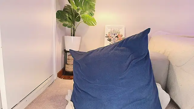 Jade-Naughty Obrolan Langsung XXX