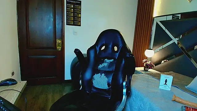 Kittie_Vixen – Kamerová šou