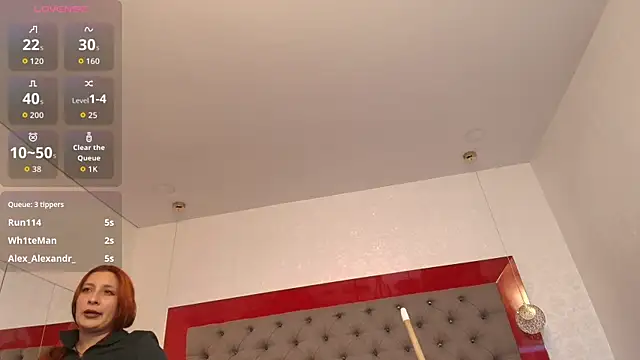 Chatroom XXX en direct de MirandaSould