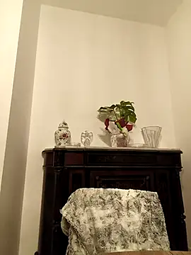 Lambe91 Adlı Modelin Canlı XXX Sohbeti