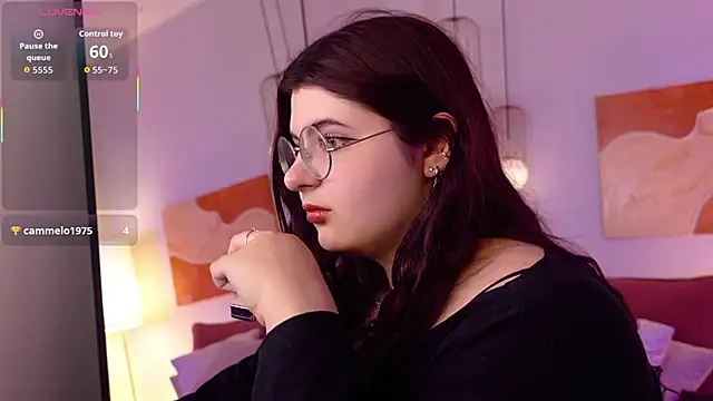 Siena_aa Chat XXX live